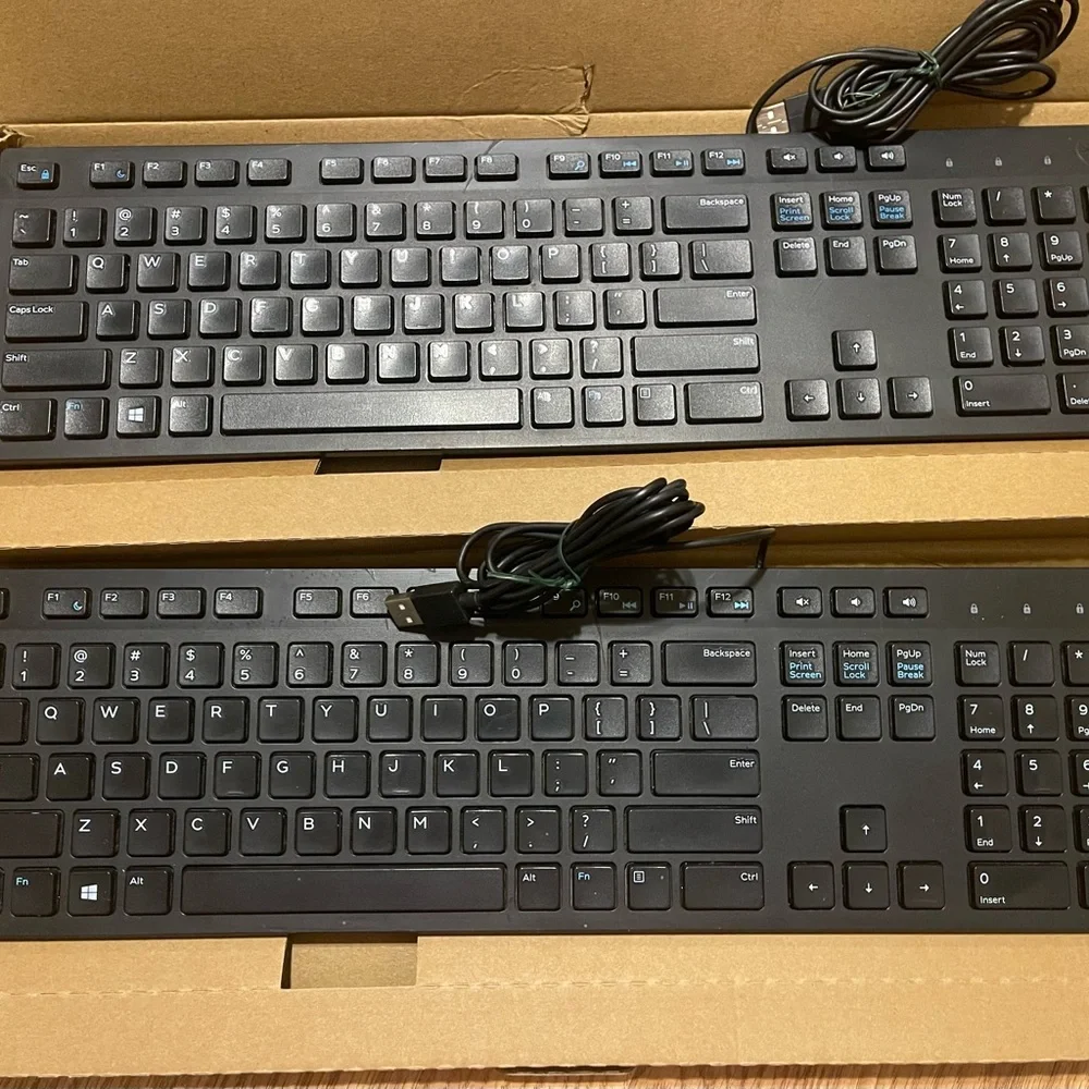 Dell Wired Keyboard - Black KB216 (2set) Used